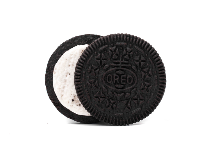 Why does the Oreo cookie cream stick to one side? MIT has the answer